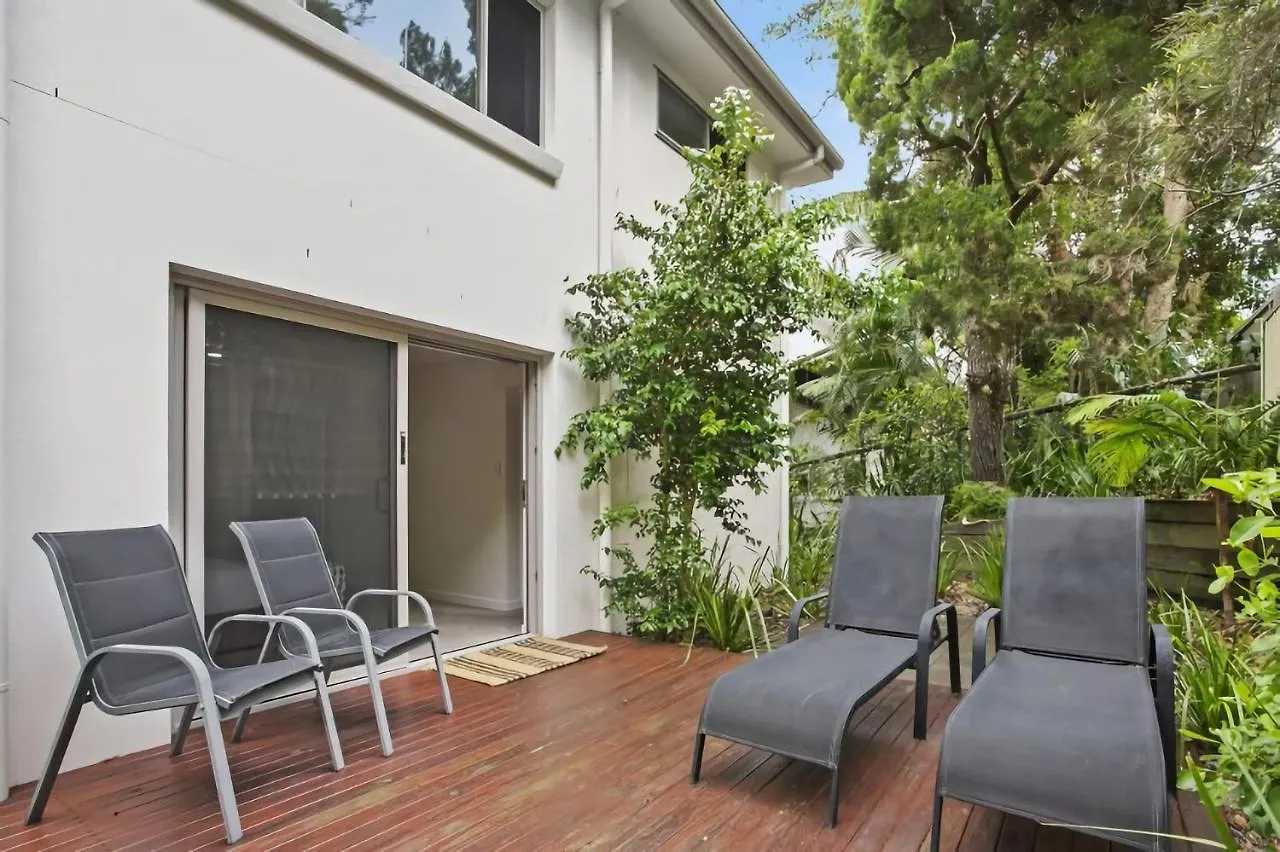 2 16 Edgar Bennett Ave Noosa Heads Lägenhet